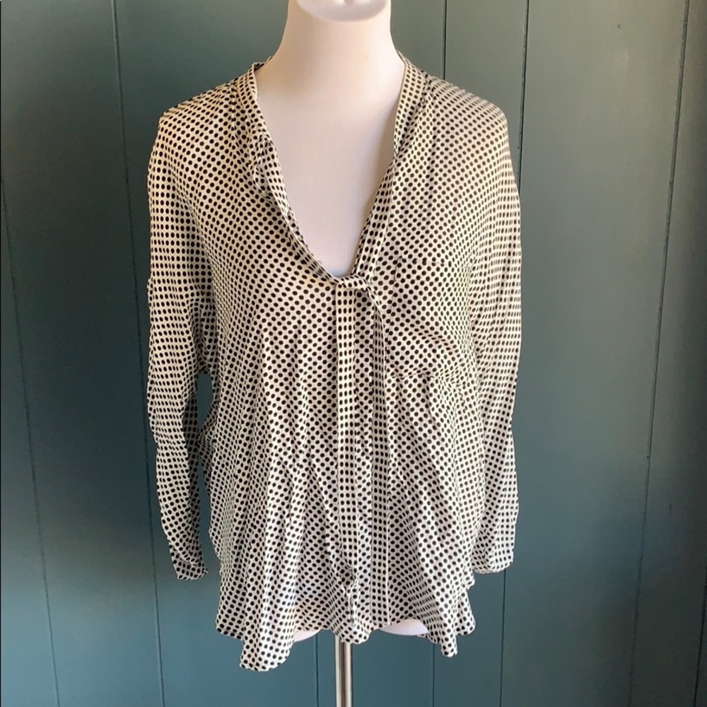 Flowy work blouse. Zara. Never worn. Size M